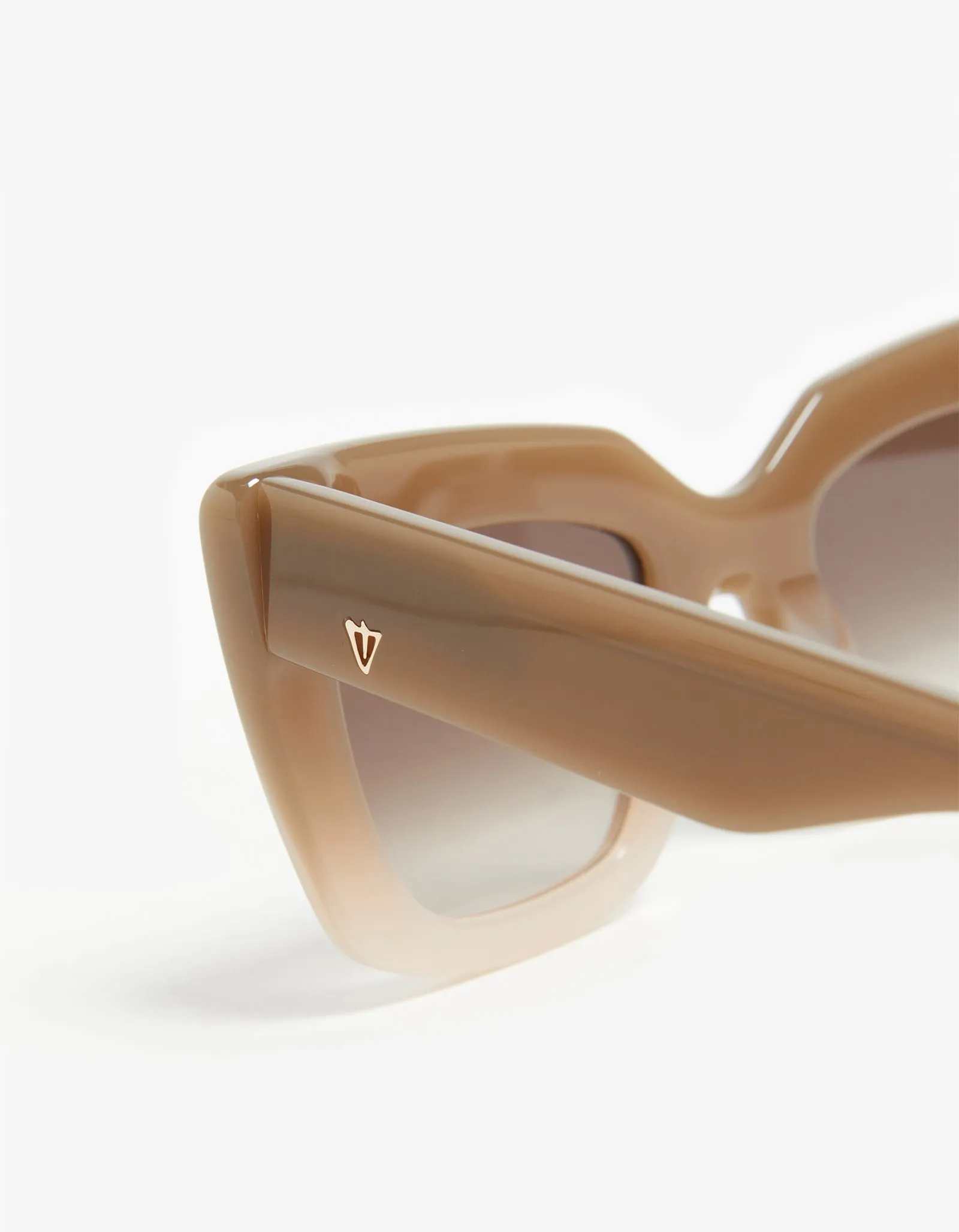 Brigada Sunglasses - Toffee Fade To Ivory