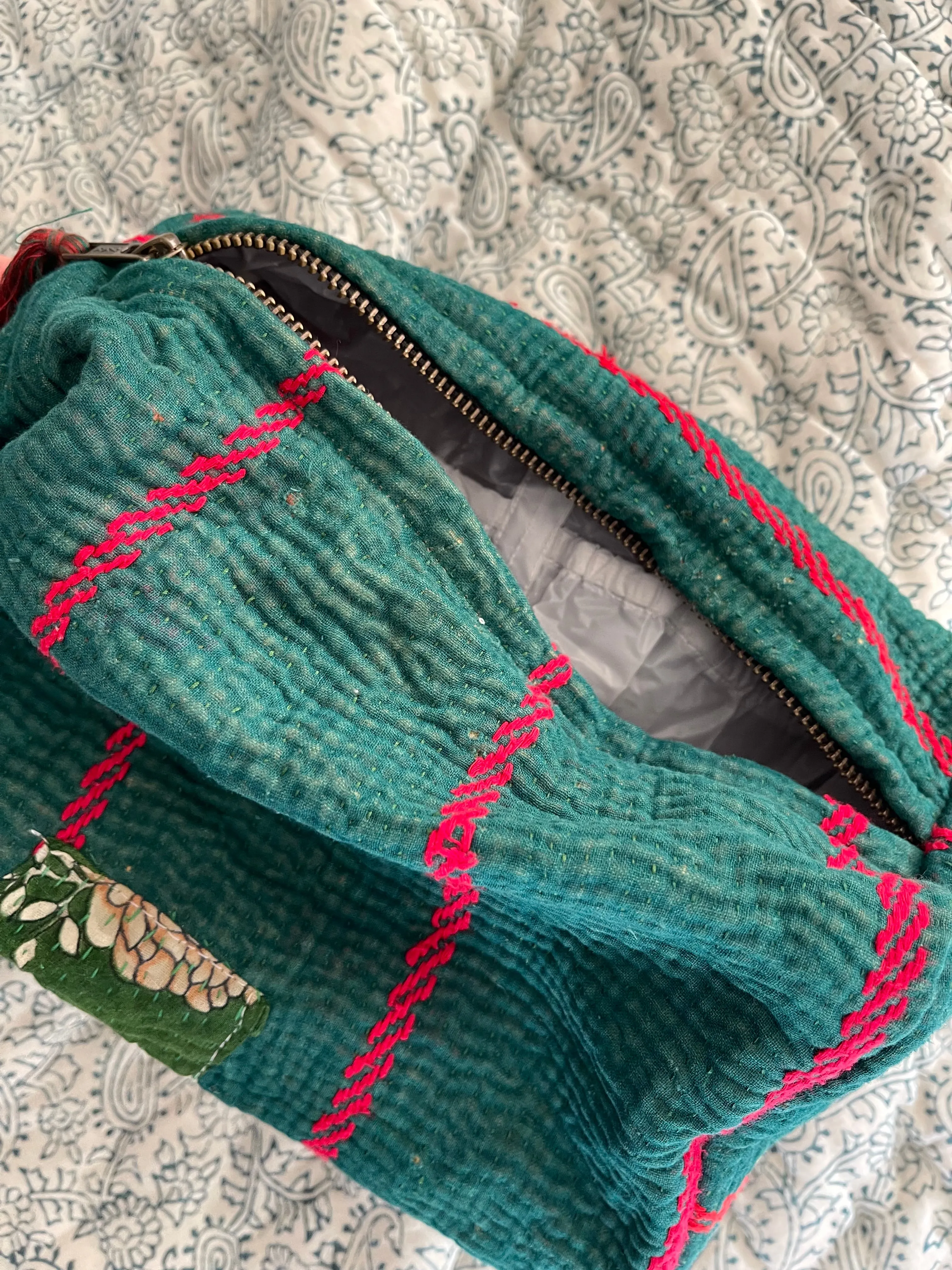 Cosmetic Bag Vintage Kantha - Irish Floral