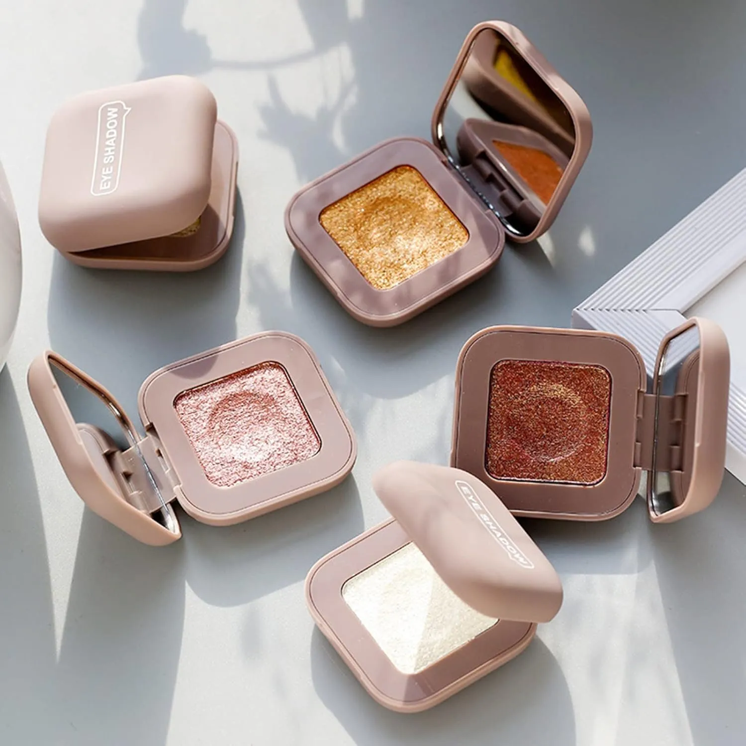 Eyeshadow Tray, Face Sculpting Contour Palette, Glitter Crystal Pressed Powder, Ultra-fine Lightweight, Easy to Blend(F)