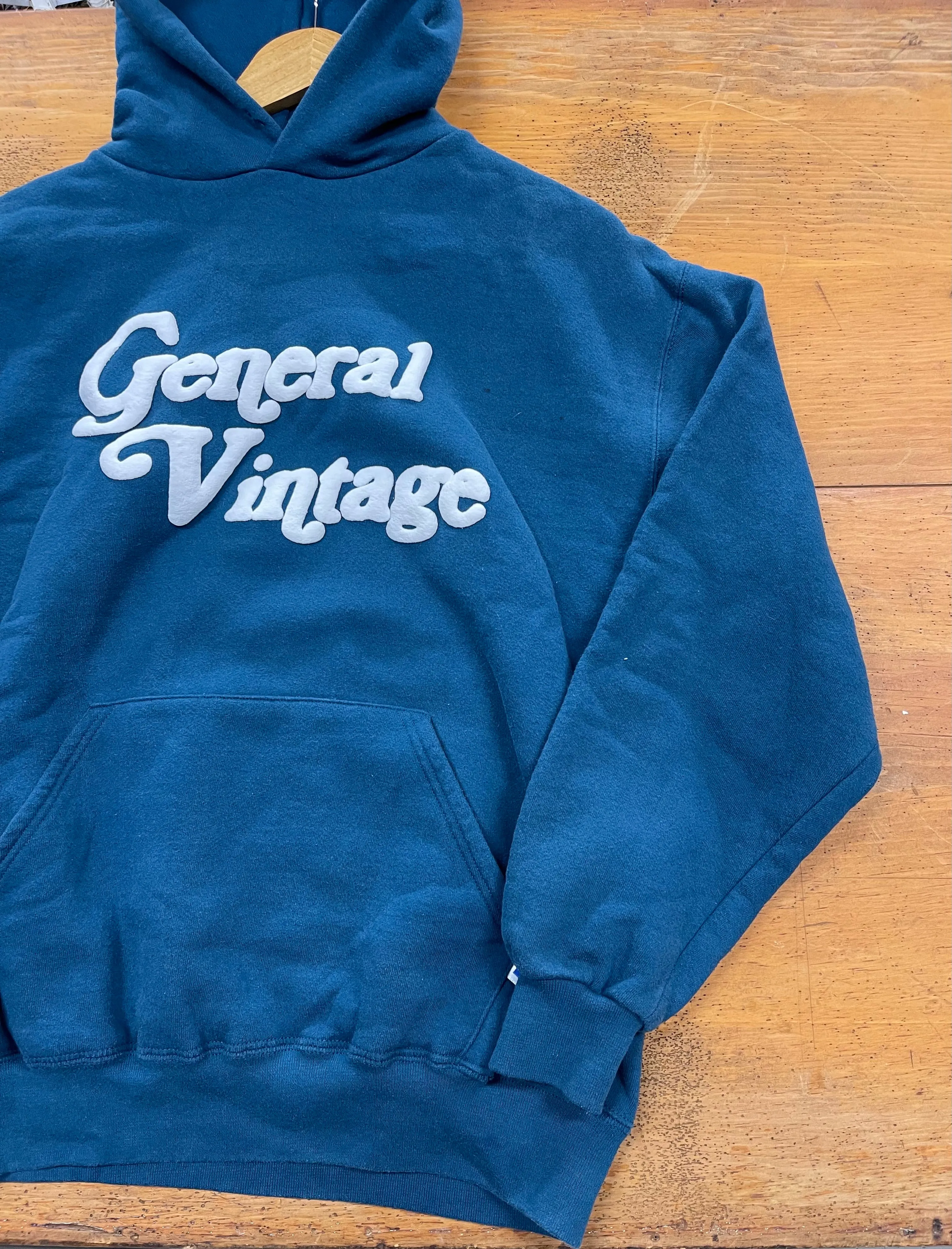 General Vintage Puff Print Hoodie (L/XL)