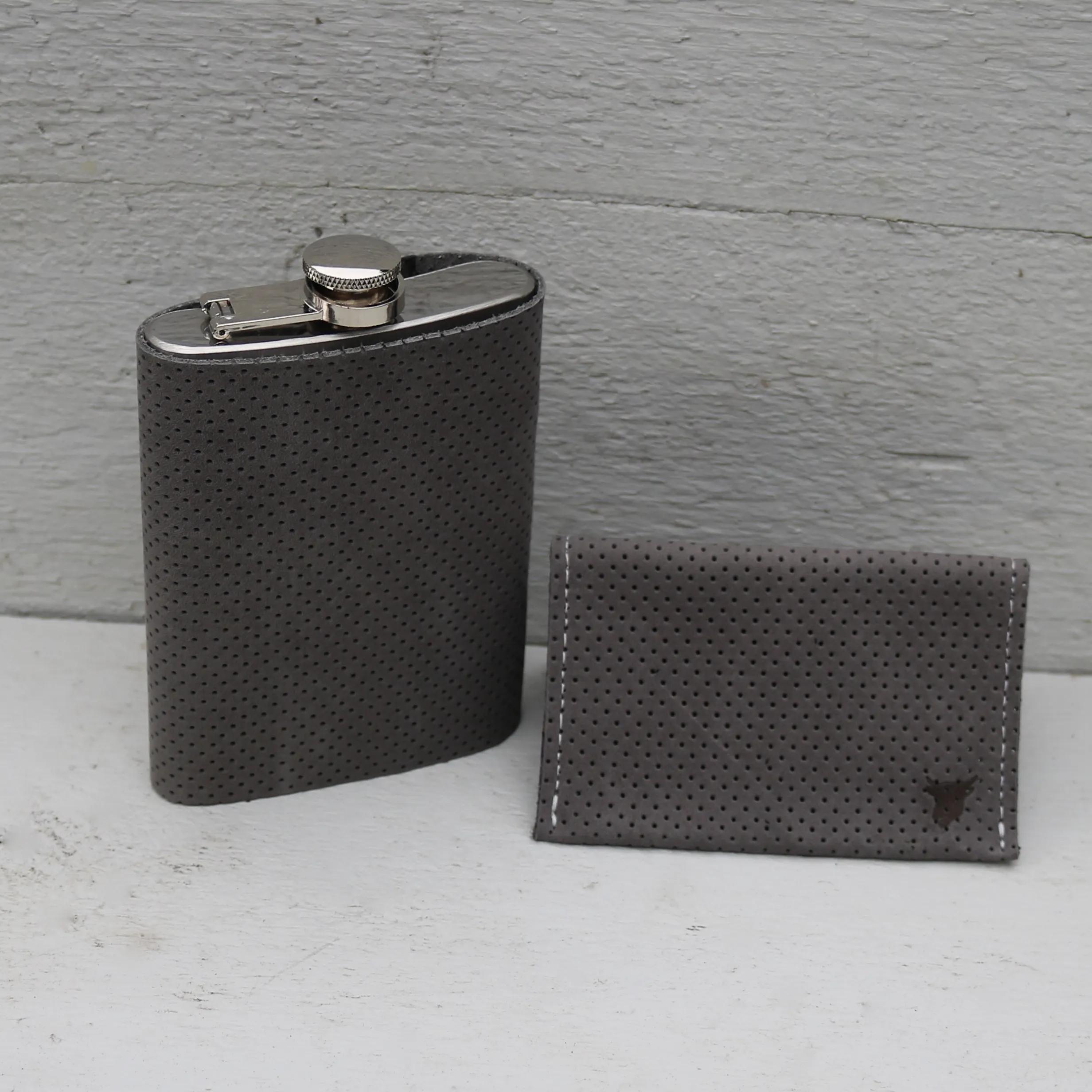 Gift set: Grey perforated leather flask and wallet