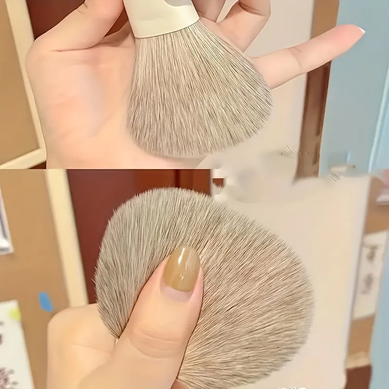Hypoallergenic Palm Makeup Brush Set