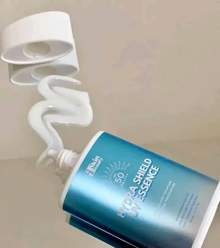 JSkin Beauty - Hydra Shield Uv Essence SPF 50 Pa     - 50 ml