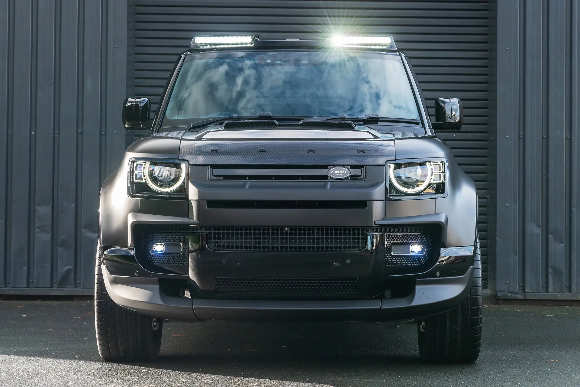 Land Rover Defender 110 - Black Exterior & Interior