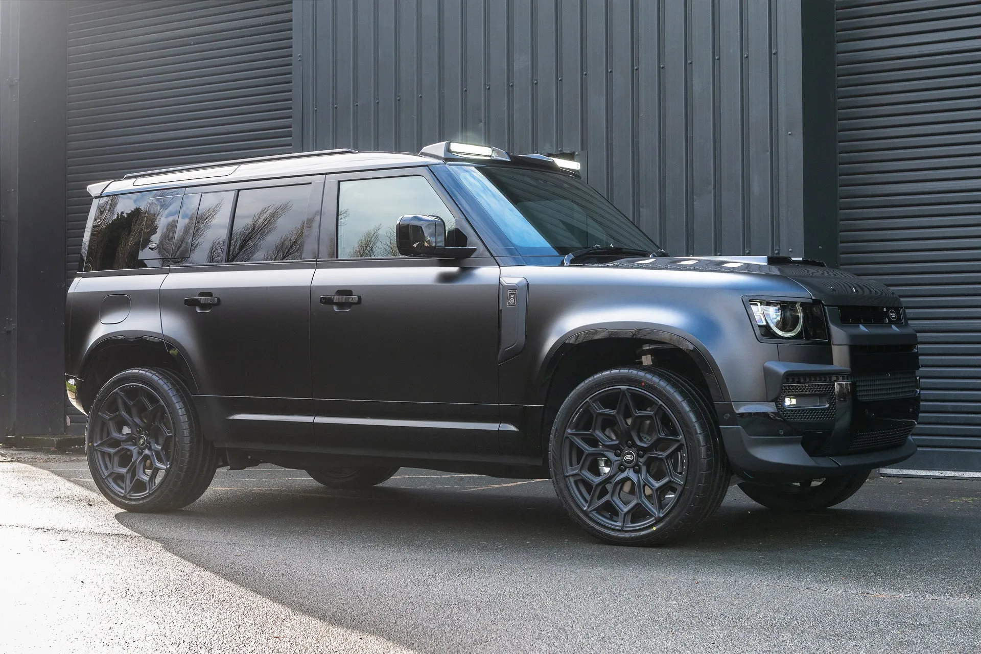 Land Rover Defender 110 - Black Exterior & Interior