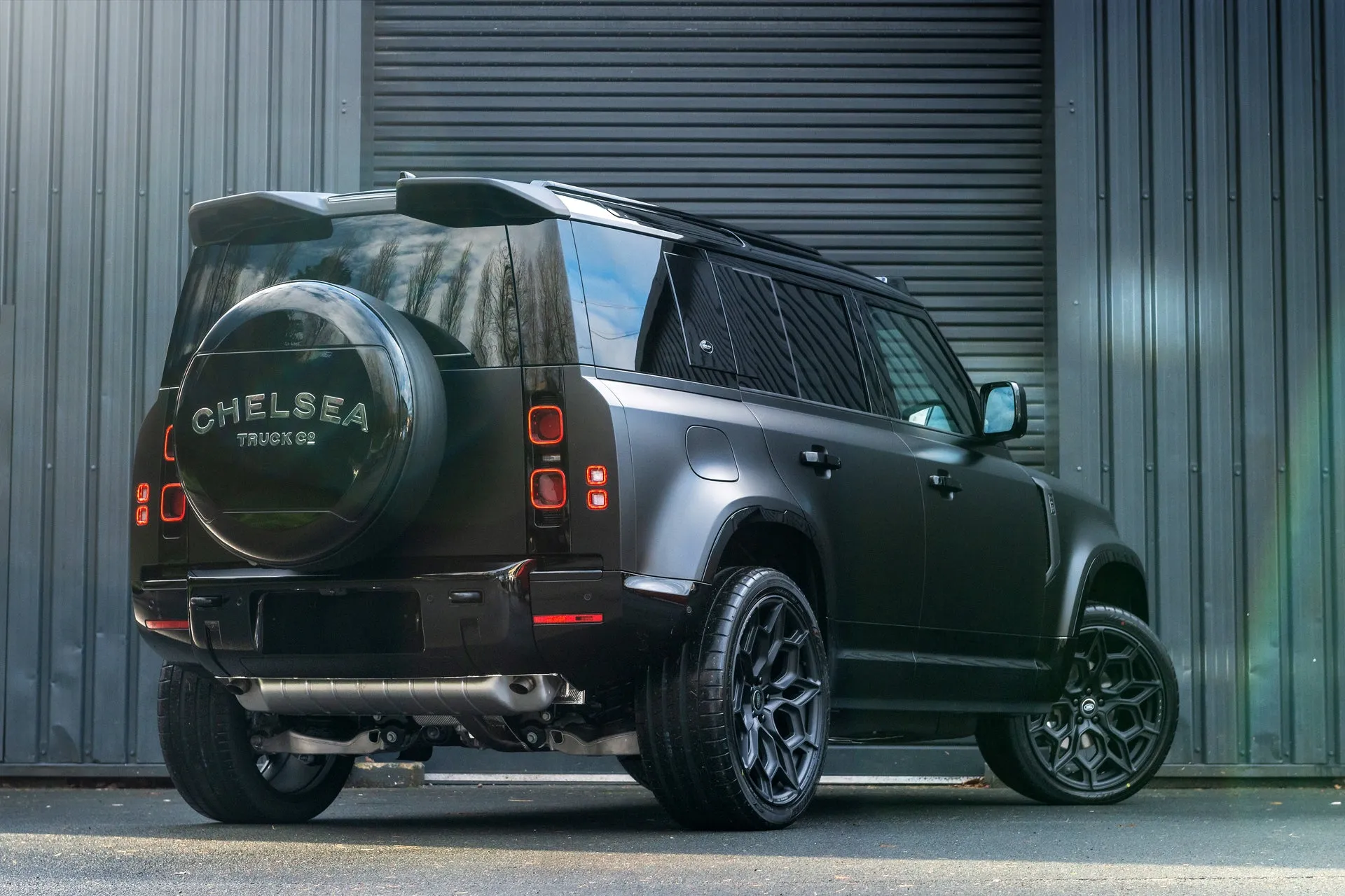 Land Rover Defender 110 - Black Exterior & Interior