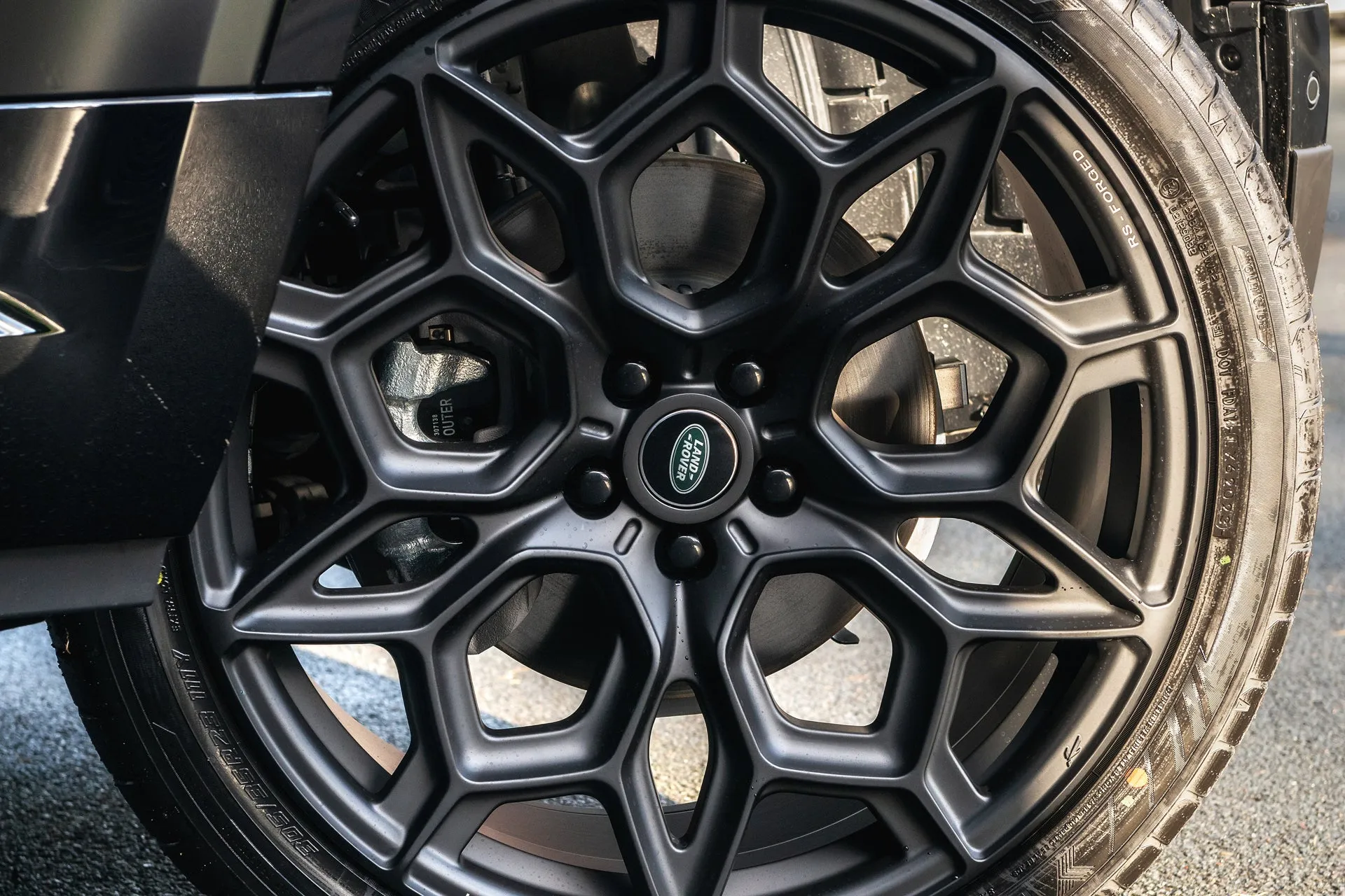 Land Rover Defender 110 - Black Exterior & Interior