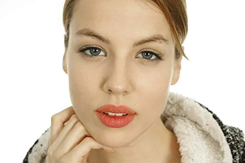 Lip Plumper Balm 2 in 1 Dragons Blood   Bonus Moisturizing Lip