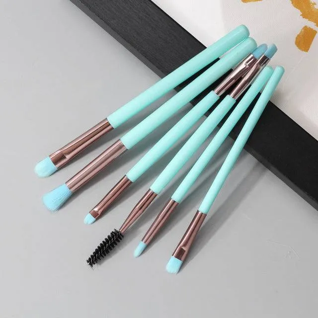 Makeup Brush Set for Flawless Blending and Contouring | Professional Cosmetic Tool for a Perfect Finish FREE POSTAGE