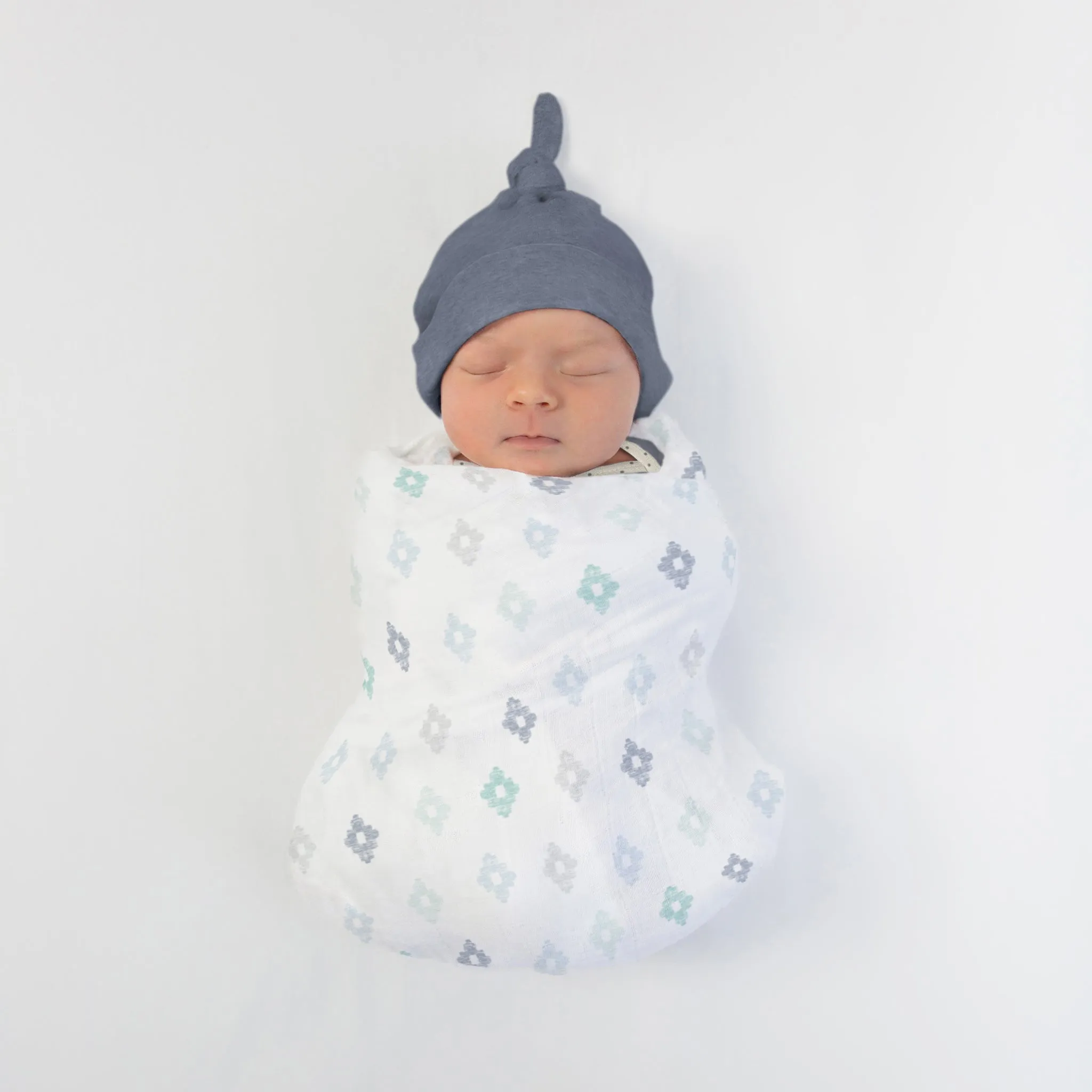 Muslin Swaddle 3-Pack, Pajama Gown and Hat Gift Set - Heathered Denim, Newborn