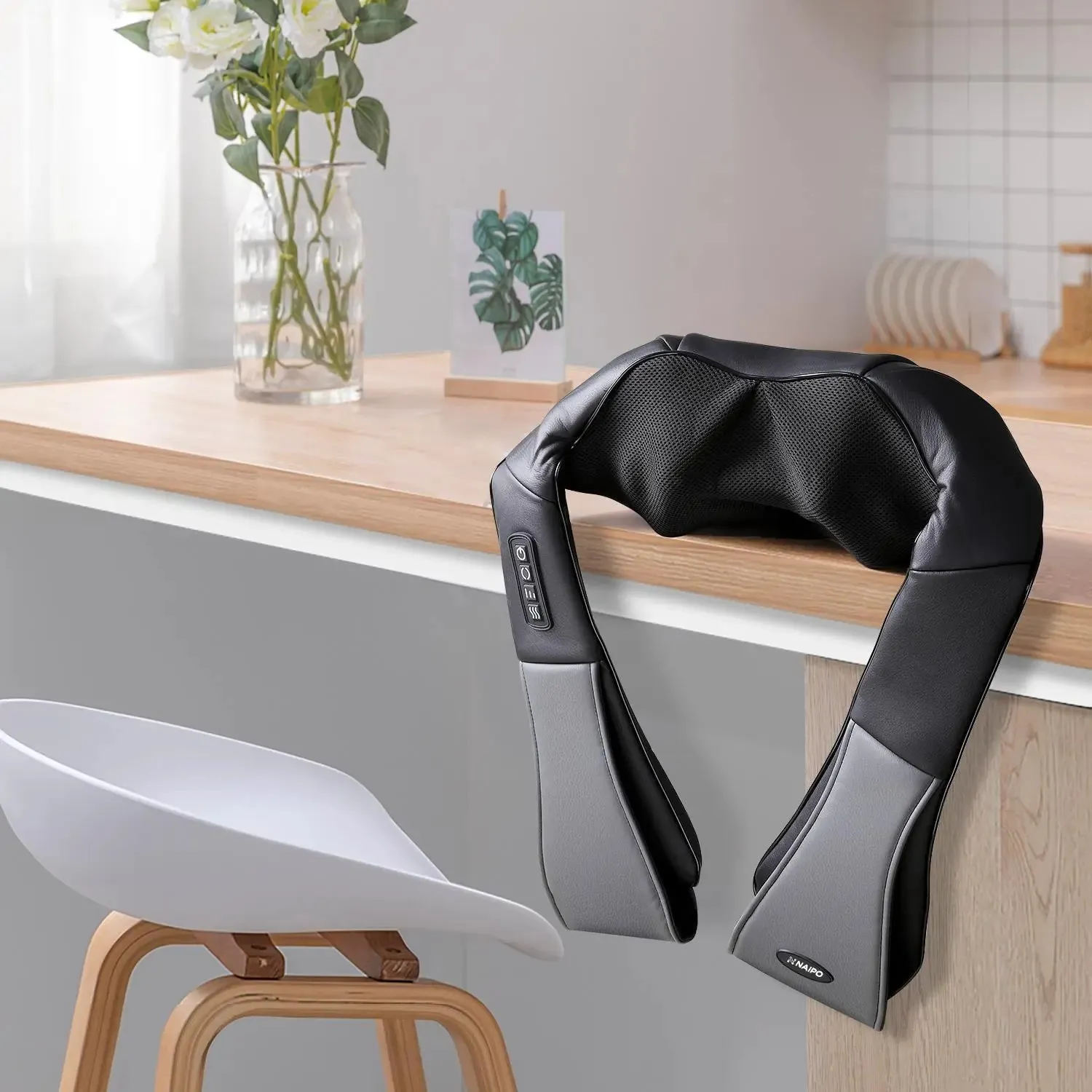 NAIPO Massagegerät, Elektrisches Nackenkissen Shiatsu,  Wärmefunktion , kabelgebunden