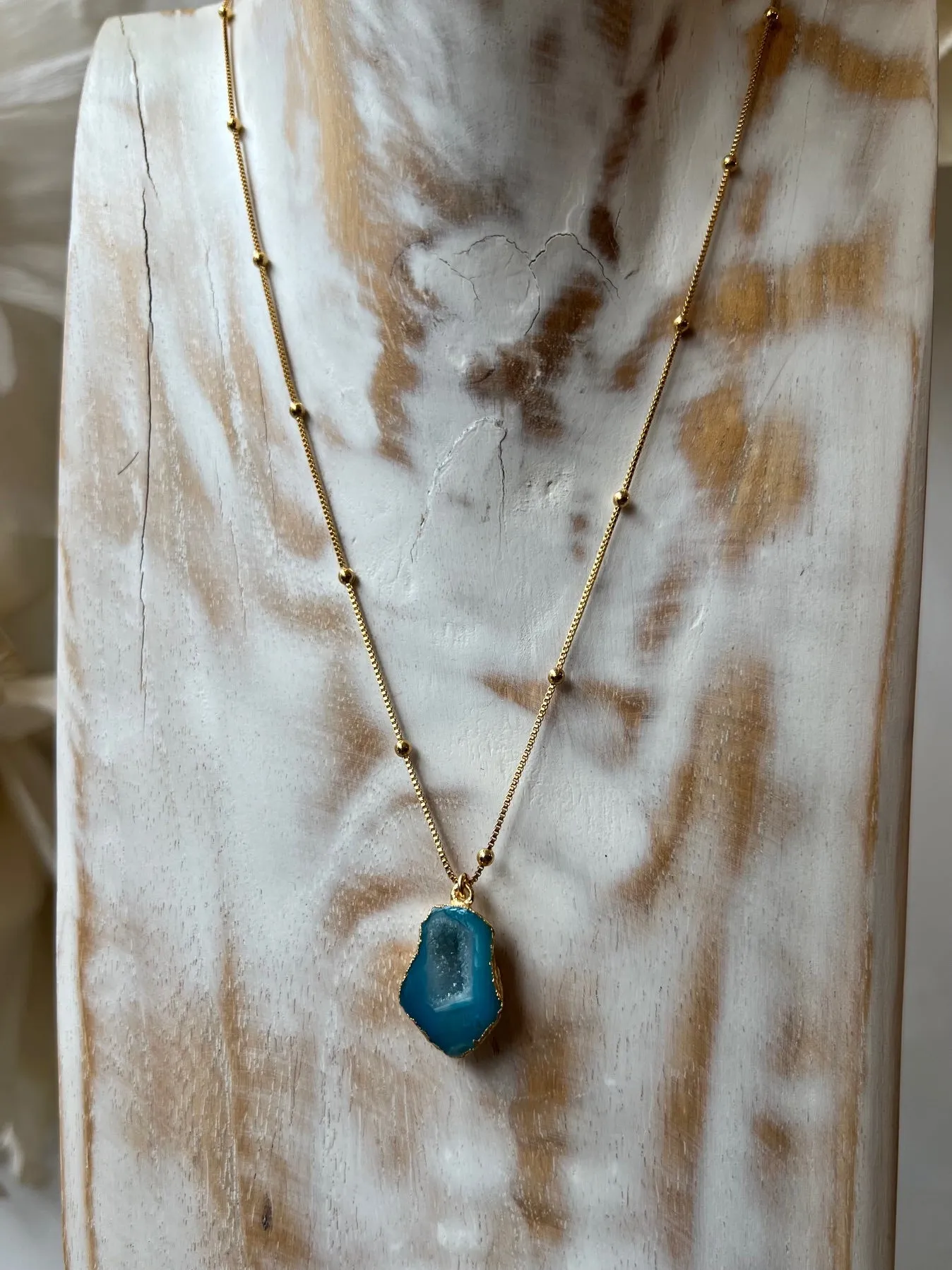 Nuance Geode Cave Jewelry Set