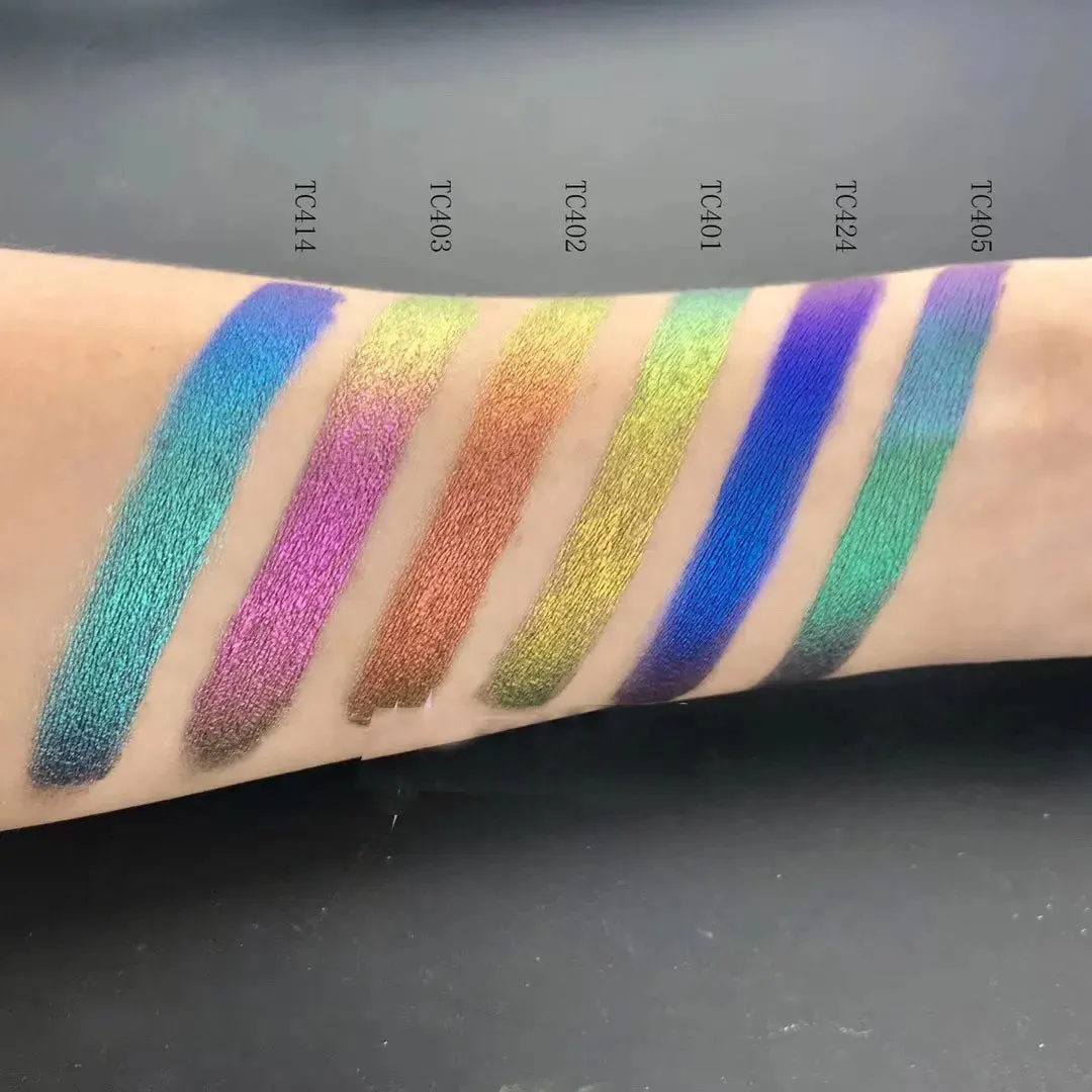 Popular Chameleon Eyeshadow - Long Lasting Metals
Highly Pigmented Diamond Glitter  
Waterproof Color Eye Shadow