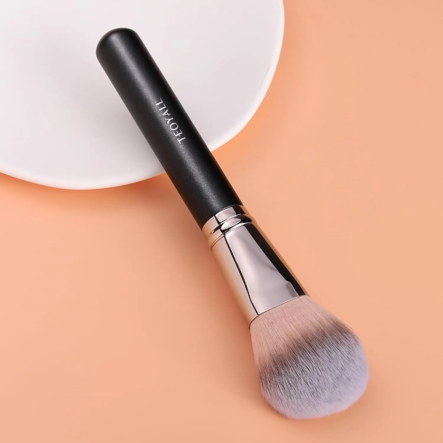 TEOYALL Setting Powder Brush, Ultra Plush Fluffy Synthetic Bristles Makeup Buffing Brush for All-Over Application With Bronzer Foundation
