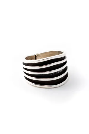 Tom Hawk Women's Wide Sterling Silver Ribbed Ring (Size 8 3/4)