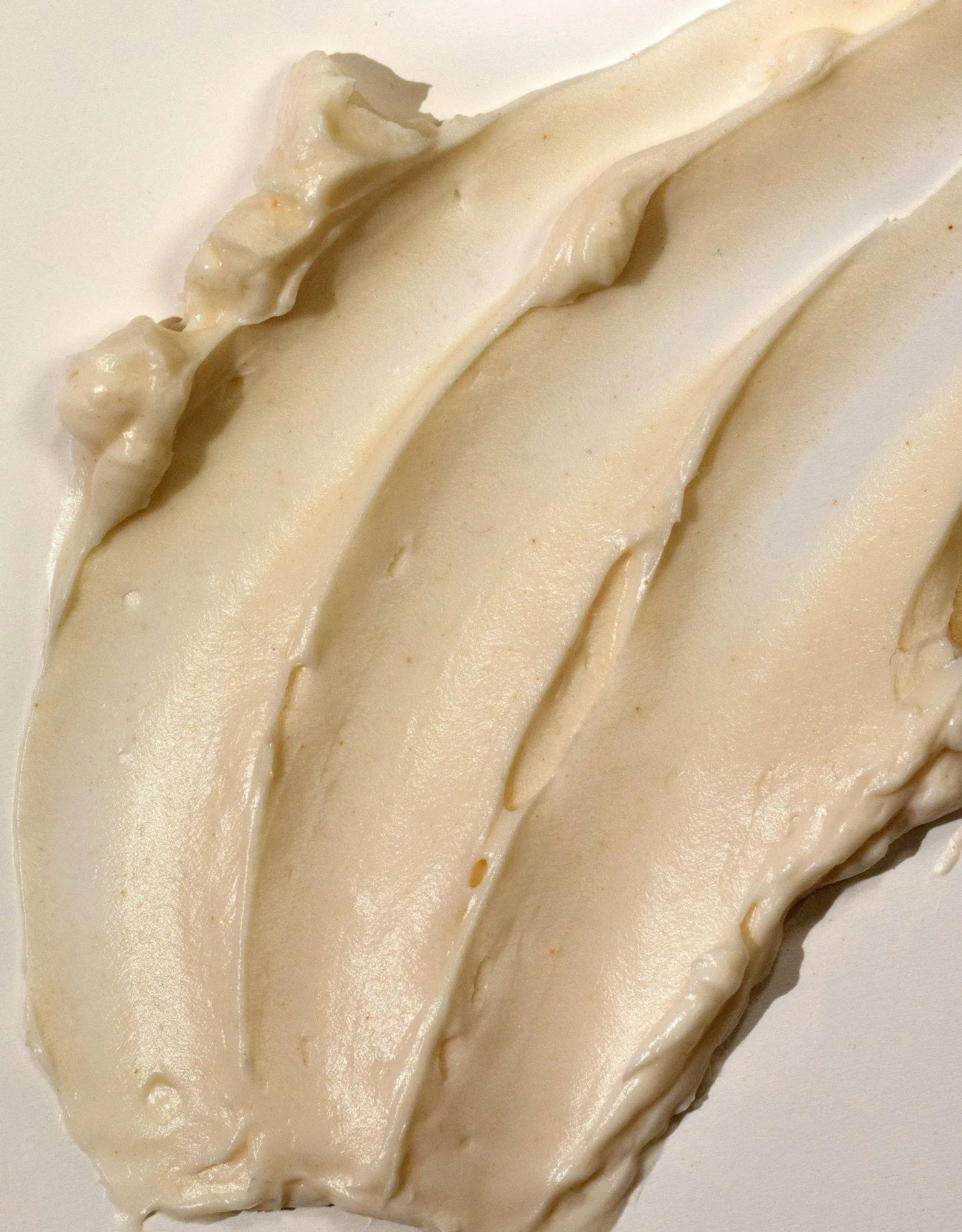 TREE HUT tropic glow firming whipped shea body cream كريم الجسم بالشيا المخفوقة من تري هوت