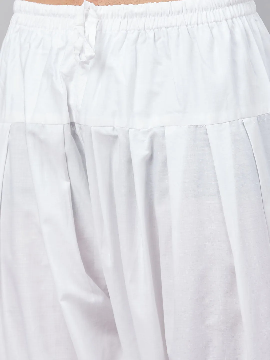 VASTRAMAY Men's White Cotton Silk Blend Pyjama